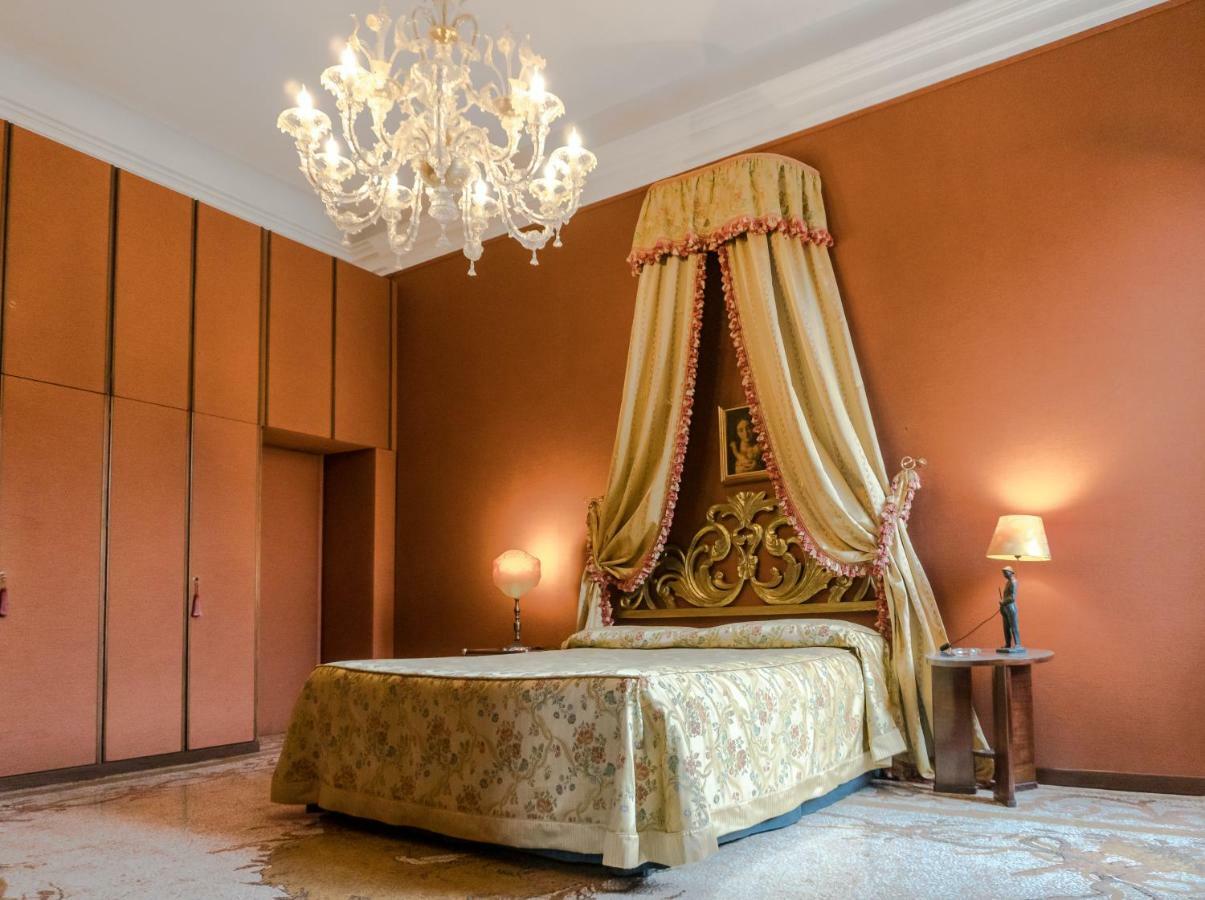 Luxury Balcony Apartment Venice Exterior photo